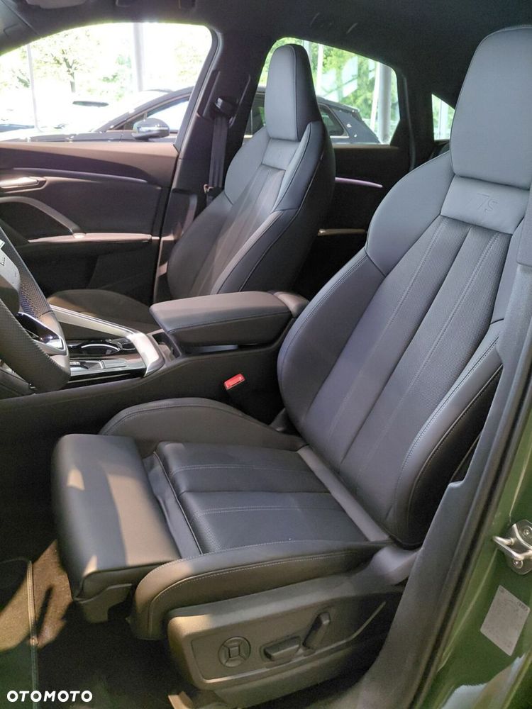 Audi Q5 Sportback - 16