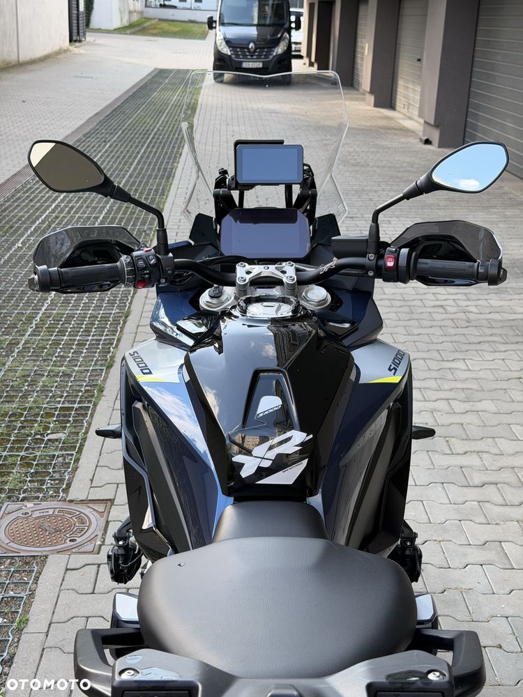 BMW XR - 31