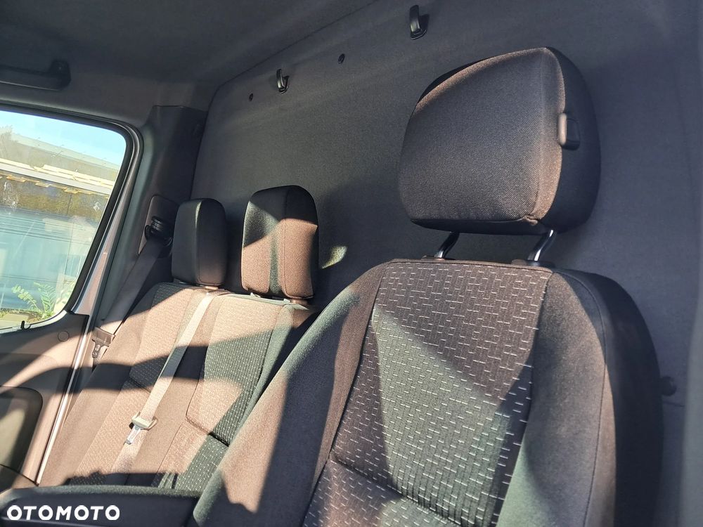 Mercedes-Benz Sprinter Furgon 319 CDI - 12