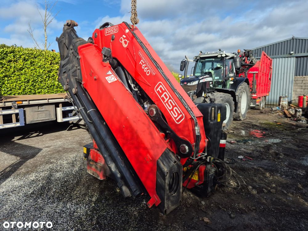 Inny HDS Dzwig żuraw Fassi F660 duży!! 6 razy wysuw hydrauliczny! Dodatkowe podpory. RADIO !!! Mało używany. HIAB Effer Palfinger HMF - 6