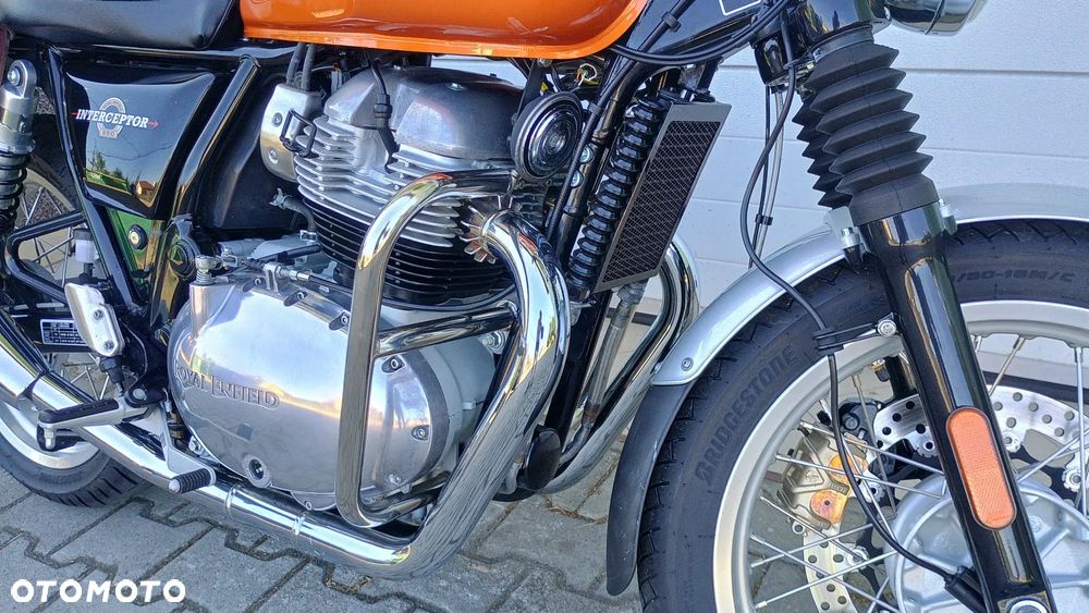 Royal Enfield Interceptor - 28