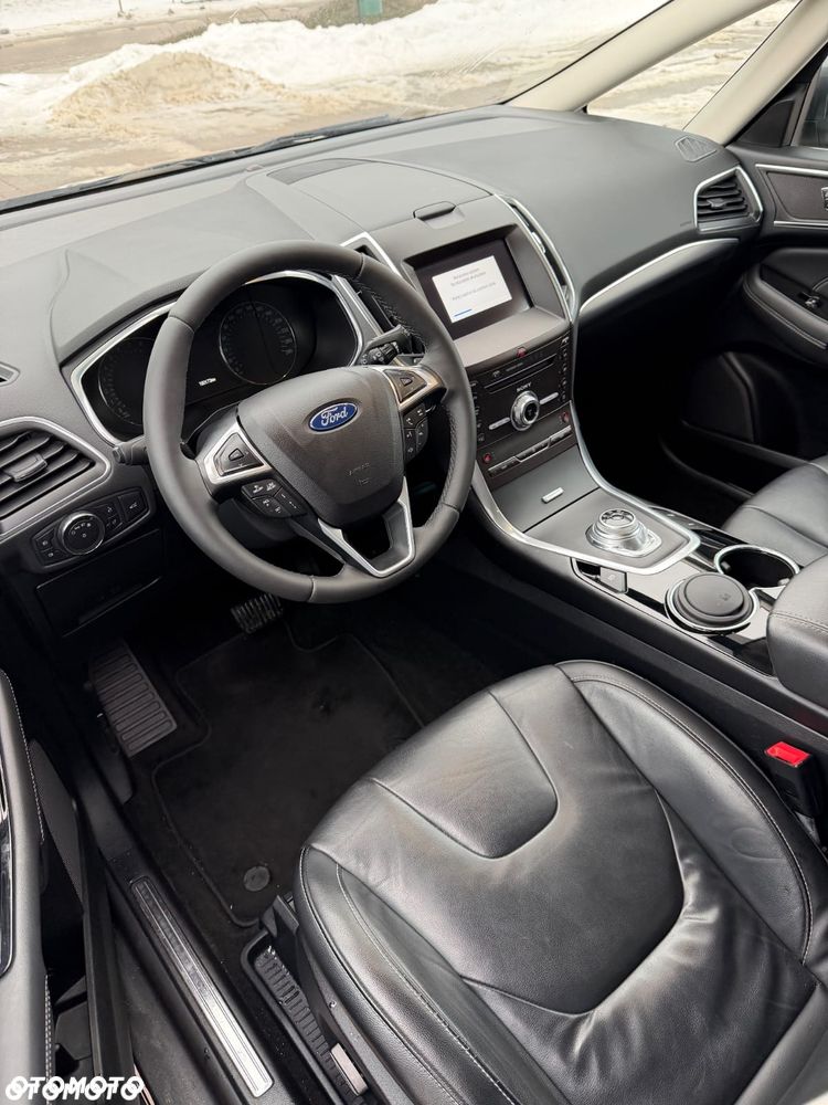 Ford S-Max 2.5 Hybrid Titanium CVT - 22
