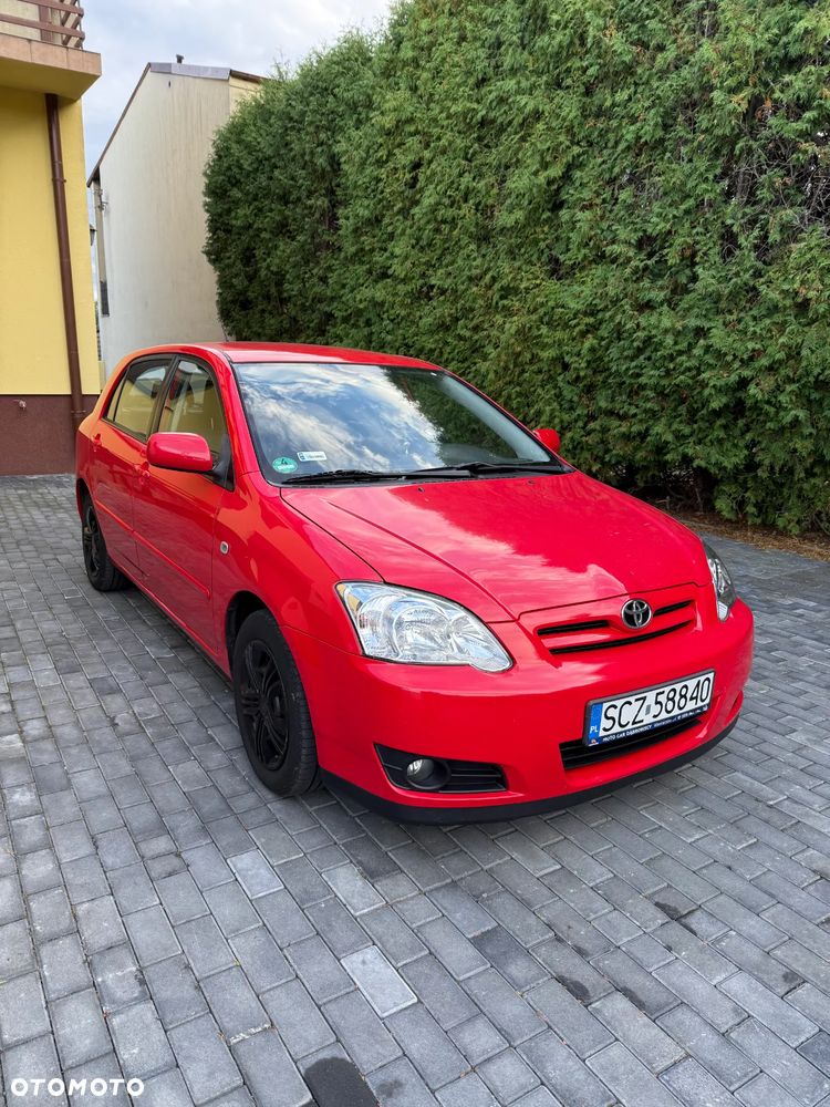 Toyota Corolla - 1