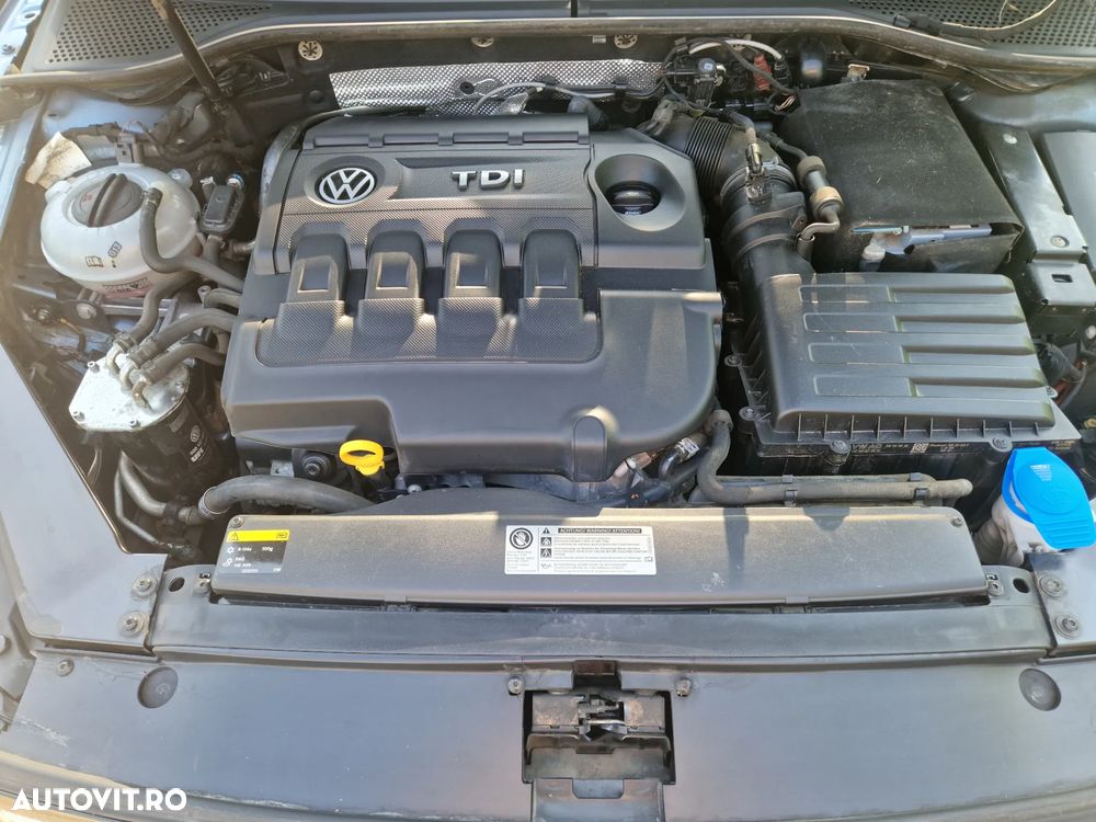 Volkswagen Passat 2.0 TDI Comfortline - 10