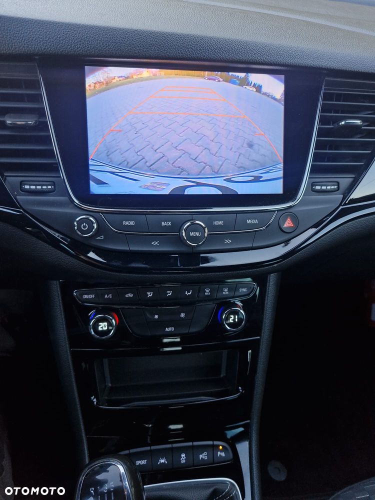 Opel Astra 1.4 T Dynamic S&S - 22