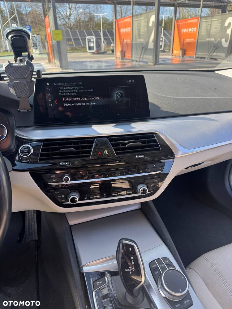 BMW Seria 5 520d - 13