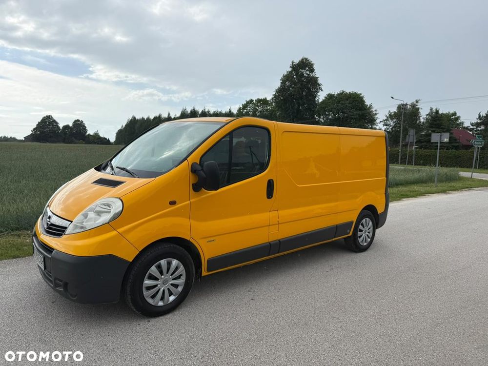 Opel Vivaro - 9