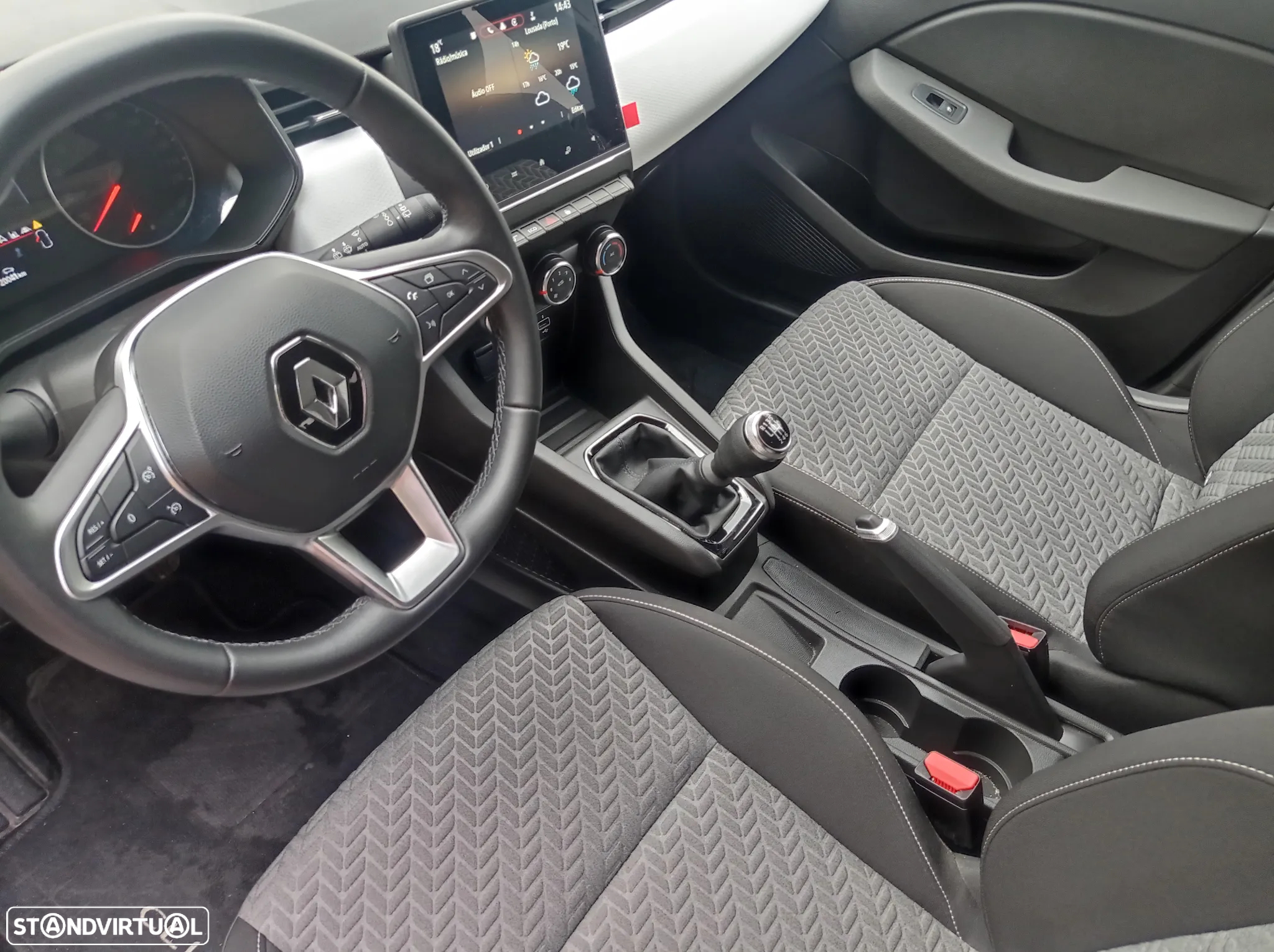 Renault Clio 1.0 TCe Evolution Bi-Fuel - 10