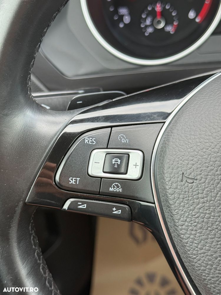 Volkswagen Tiguan 2.0 TDI 4Mot DSG Highline - 13