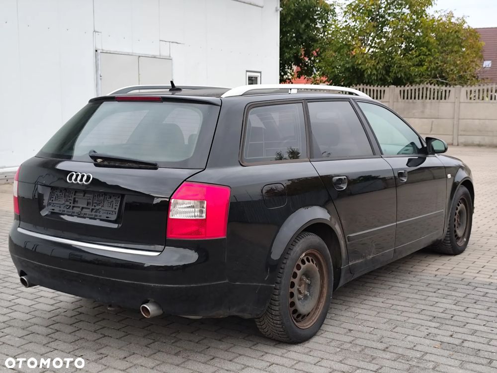 Audi A4 Avant 2004 photo 4