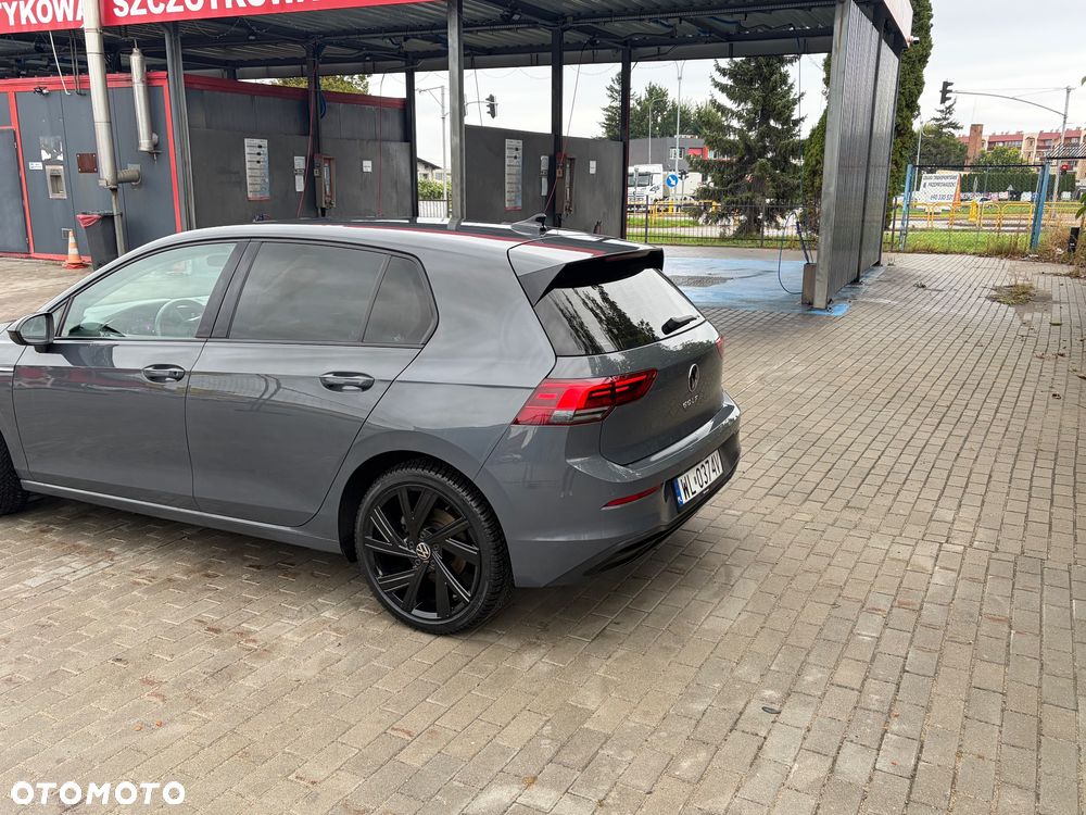 Volkswagen Golf 1.5 eTSI Style DSG - 4