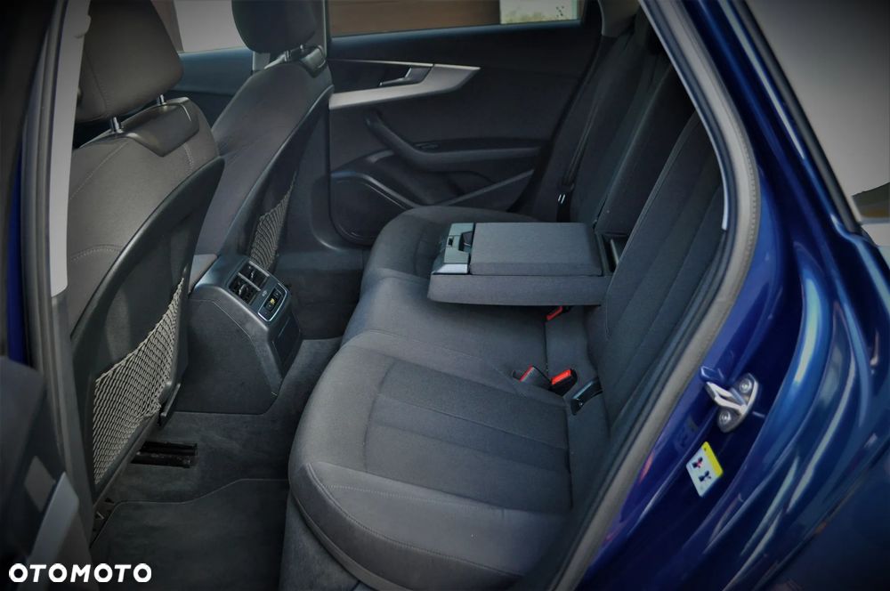 Audi A4 Avant 2.0 TFSI ultra S tronic design - 29