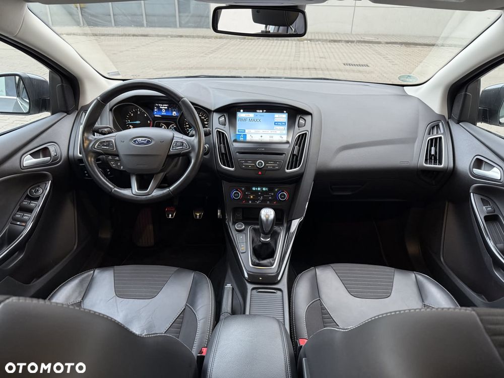Ford Focus 2.0 TDCi Titanium ASS - 23