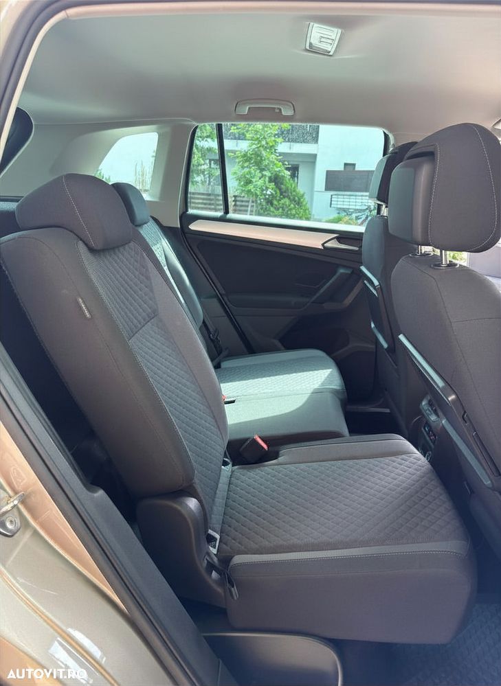 Volkswagen Tiguan 2.0 TDI 4Mot DSG Comfortline - 12