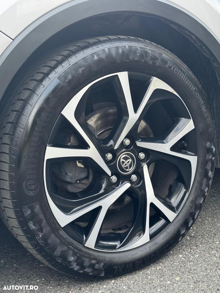 Toyota C-HR Style Selection - 25