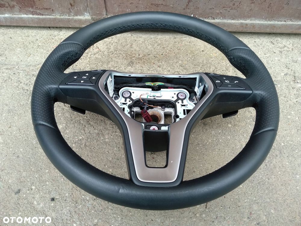 kierownica łopatki mercedes cls w218 a2184600276 - 2