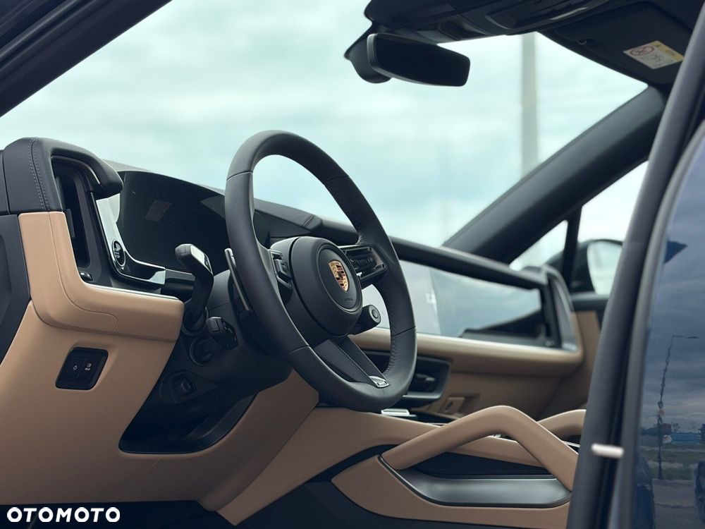 Porsche Cayenne - 20