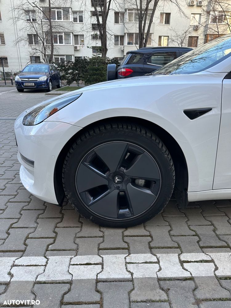 Tesla Model 3 - 19