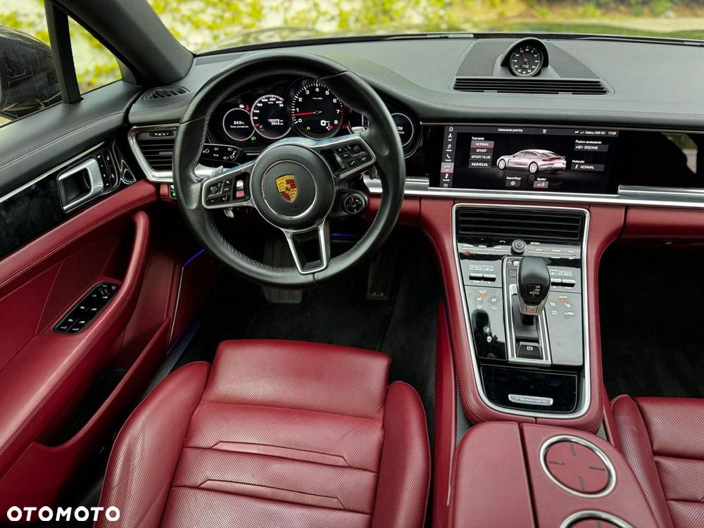 Porsche Panamera 4S Executive - 20