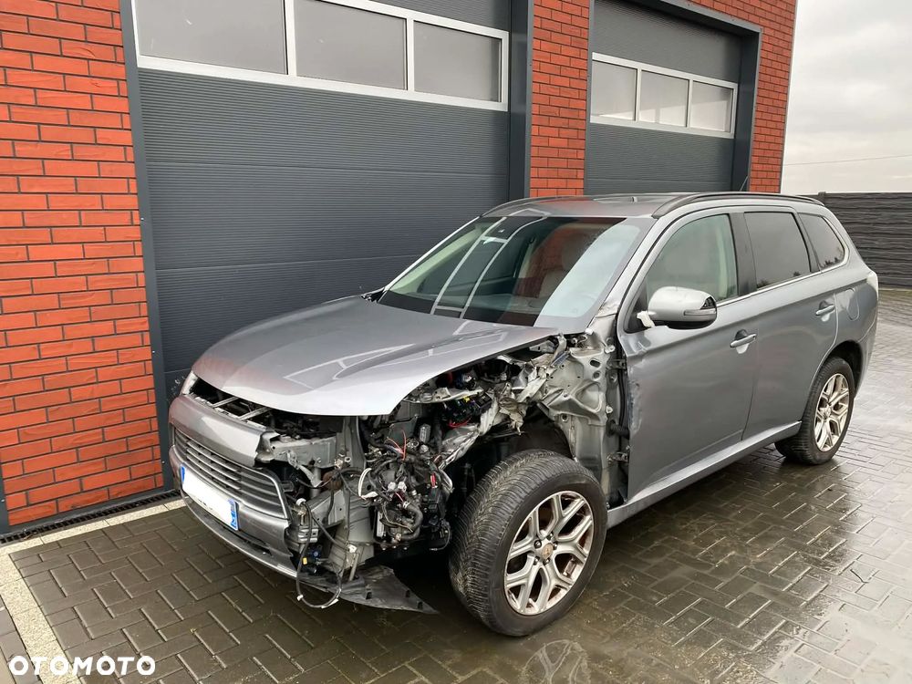 Mitsubishi Outlander 2.4 4WD - 36