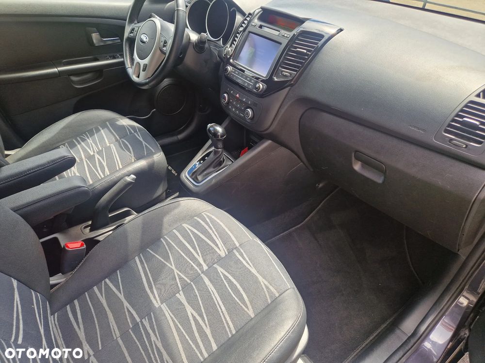 Kia Venga 1.6 CVVT Automatik Titanium Collection - 6