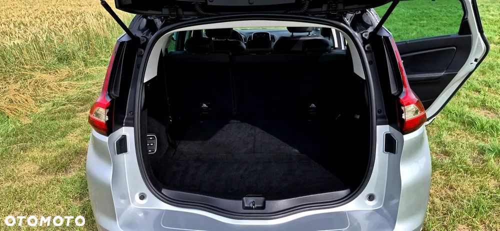 Renault Grand Scenic Gr 1.7 Blue dCi Bose EDC - 13