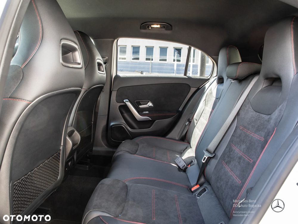 Mercedes-Benz Klasa A 250 e PHEV AMG Line 8G-DCT - 11