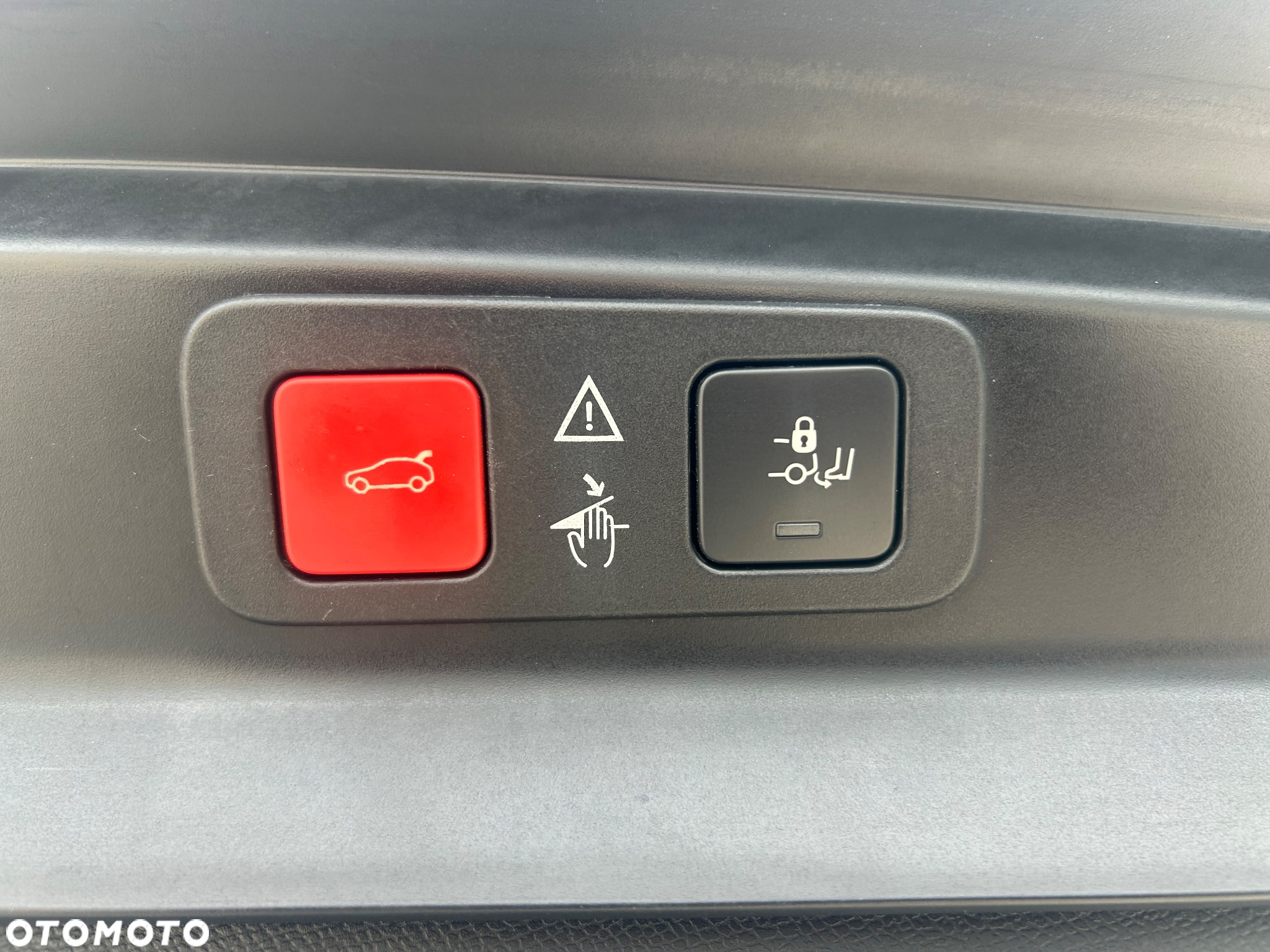Peugeot 5008 BlueHDI 180 EAT8 GT - 10