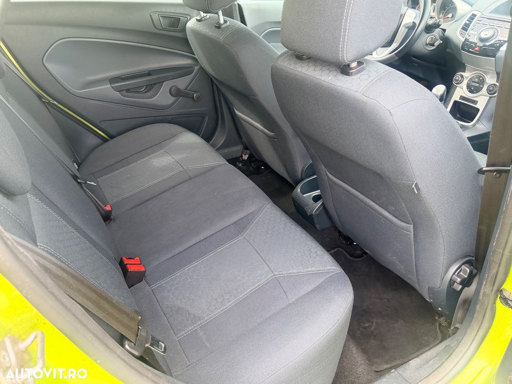 Ford Fiesta - 14