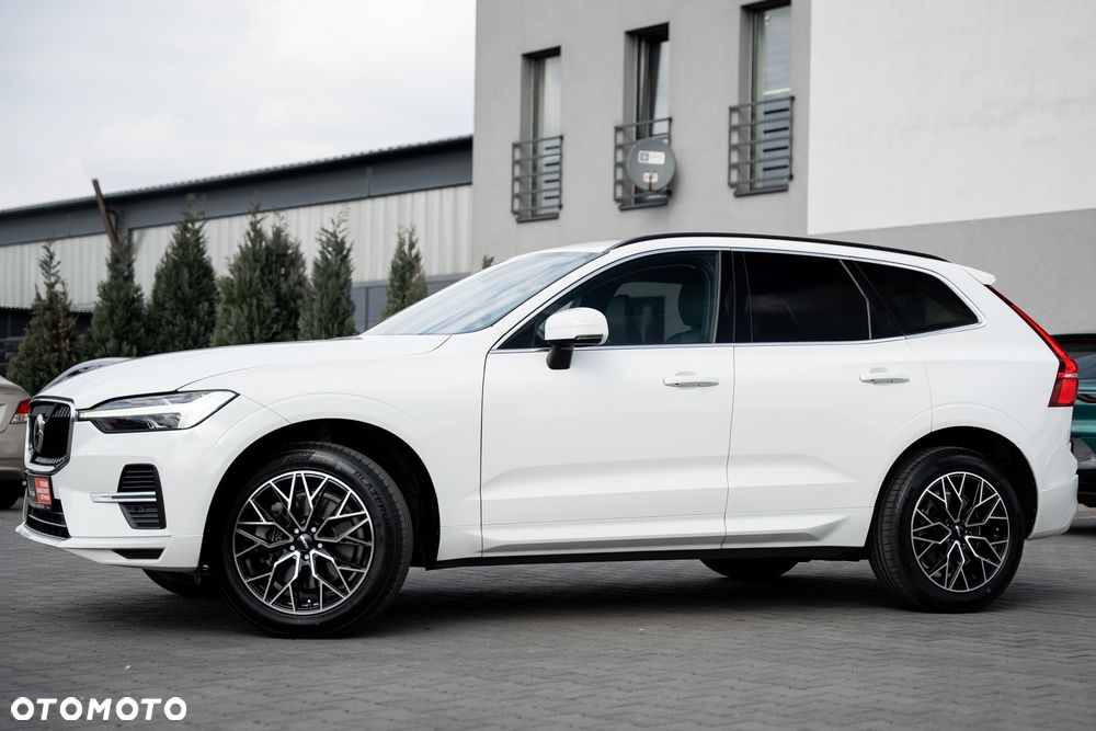 Volvo XC 60 B4 D Geartronic Momentum Pro - 9