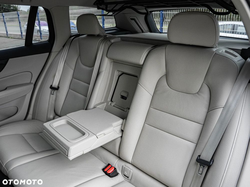 Volvo V60 B4 D Geartronic Inscription - 26