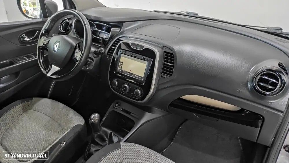 Renault Captur 1.5 dCi Sport - 24
