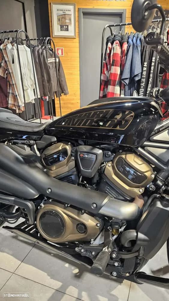 Harley-Davidson Sportster S - 14
