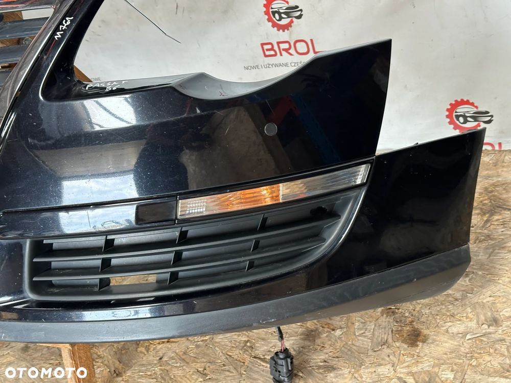 ZDERZAK PRZEDNI VW PASSAT B6   PDC - 5