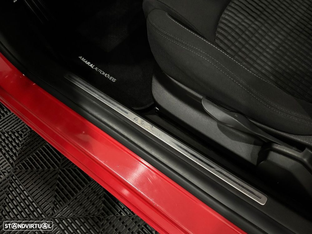 Alfa Romeo MiTo 1.6 JTDM Distinctive - 37