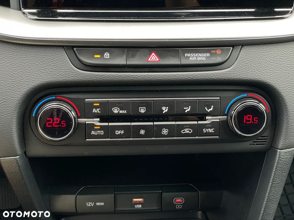 Kia XCeed 1.5 T-GDI M DCT - 12