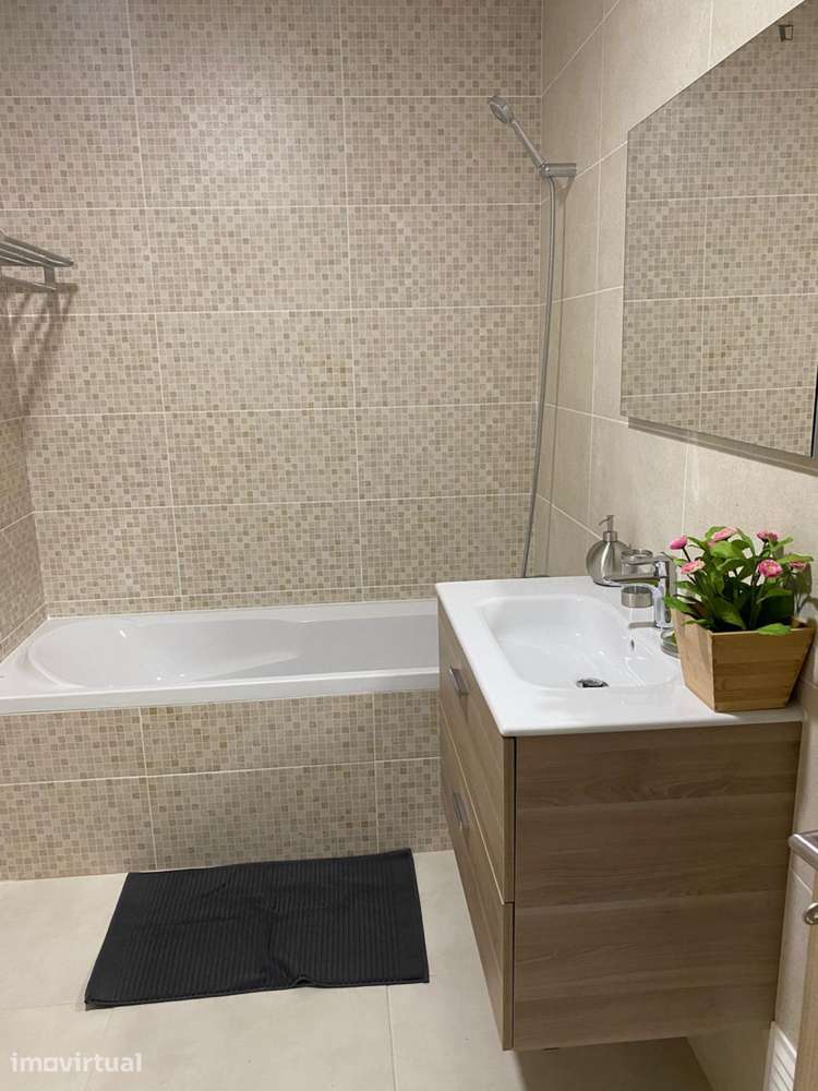 Apartamento com 1 quartos - localizado em Portimao - Grande imagem: 2/18