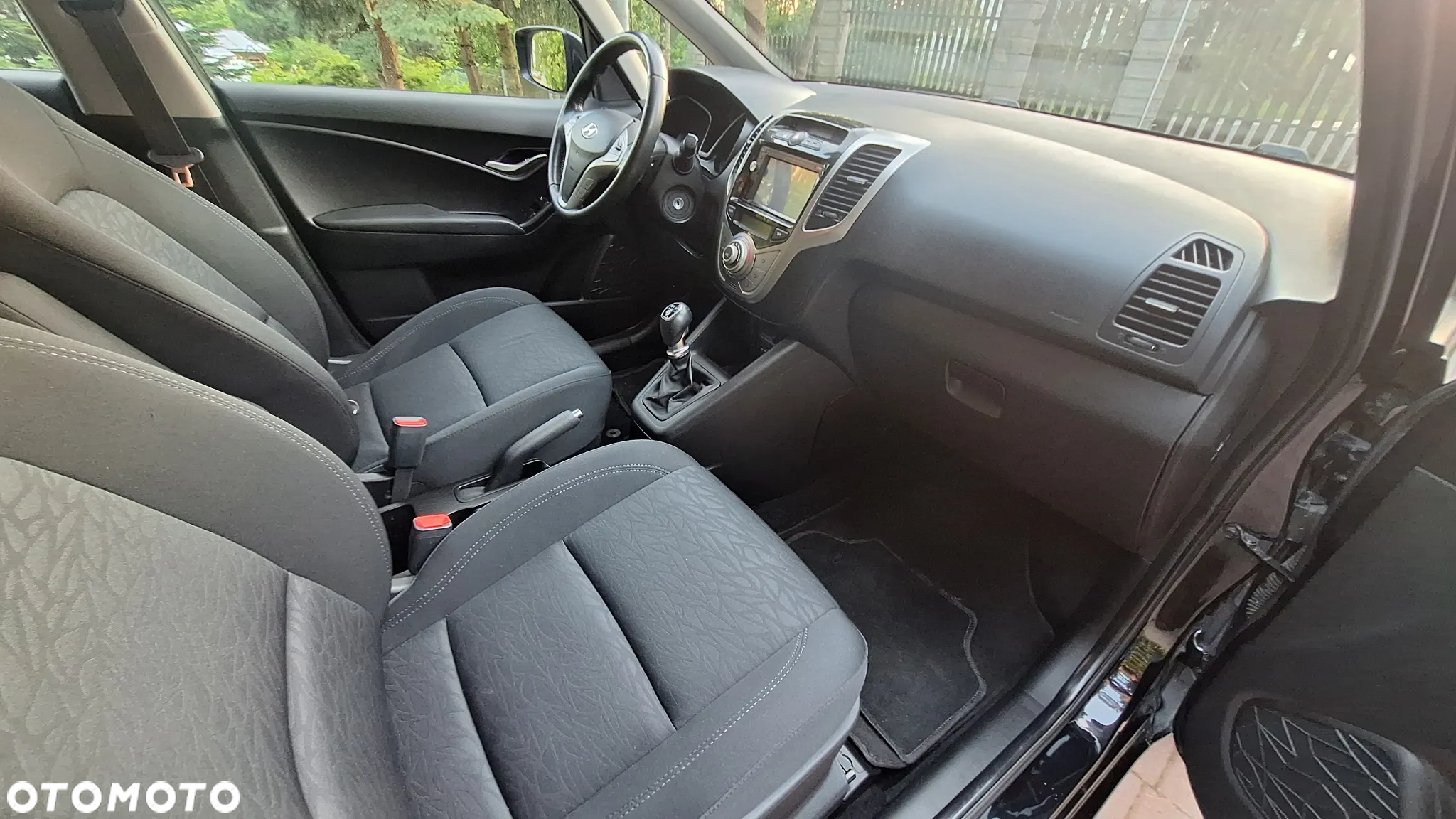 Hyundai ix20 1.4 Premium - 12