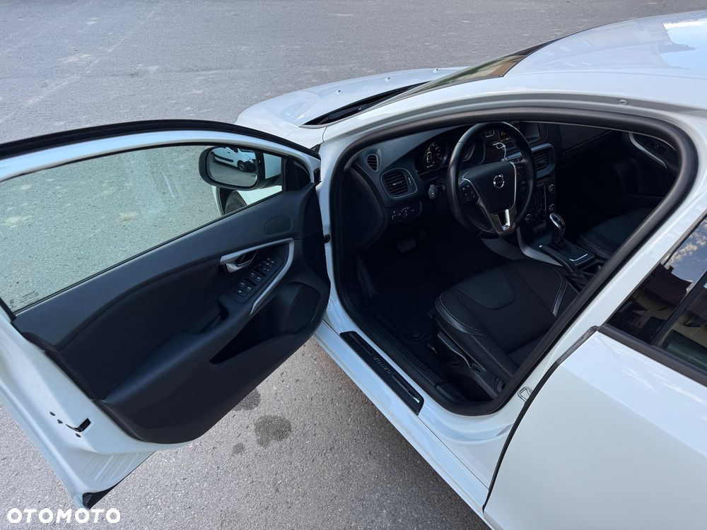 Volvo V40 T2 Geartronic Momentum - 10