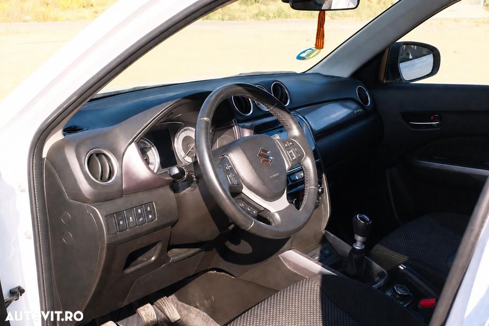 Suzuki Vitara - 4