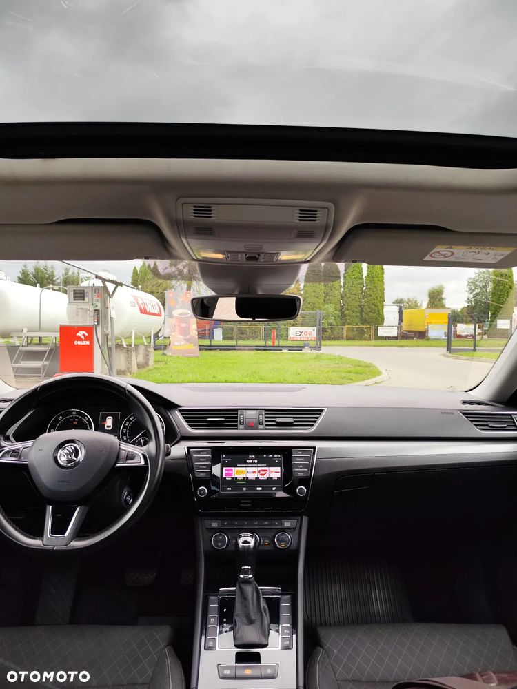 Skoda Superb 2.0 TDI Style DSG - 9