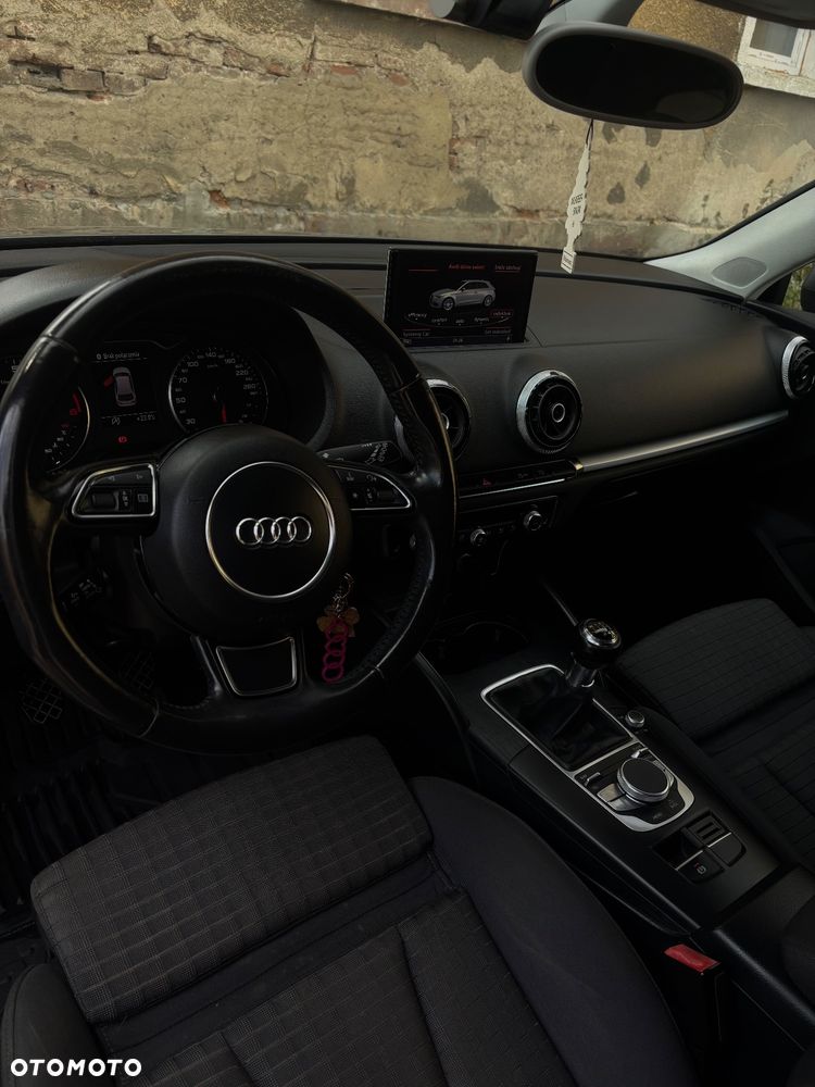Audi A3 1.4 TFSI Ambiente - 10