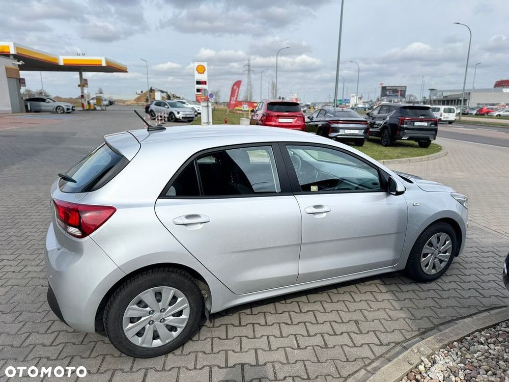 Kia Rio 1.2 M - 6
