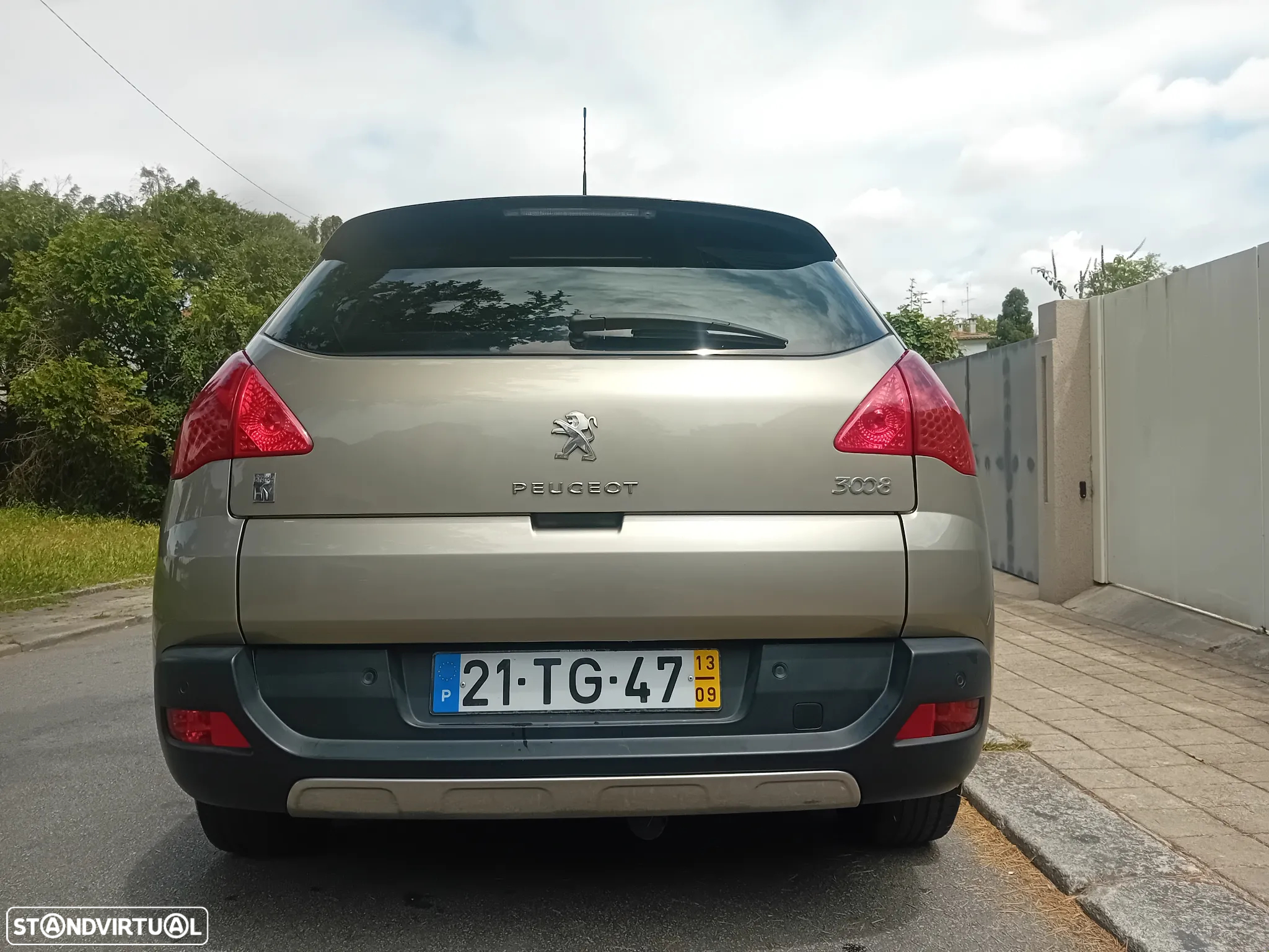 Peugeot 3008 2.0 HDi Hybrid4 102g - 15