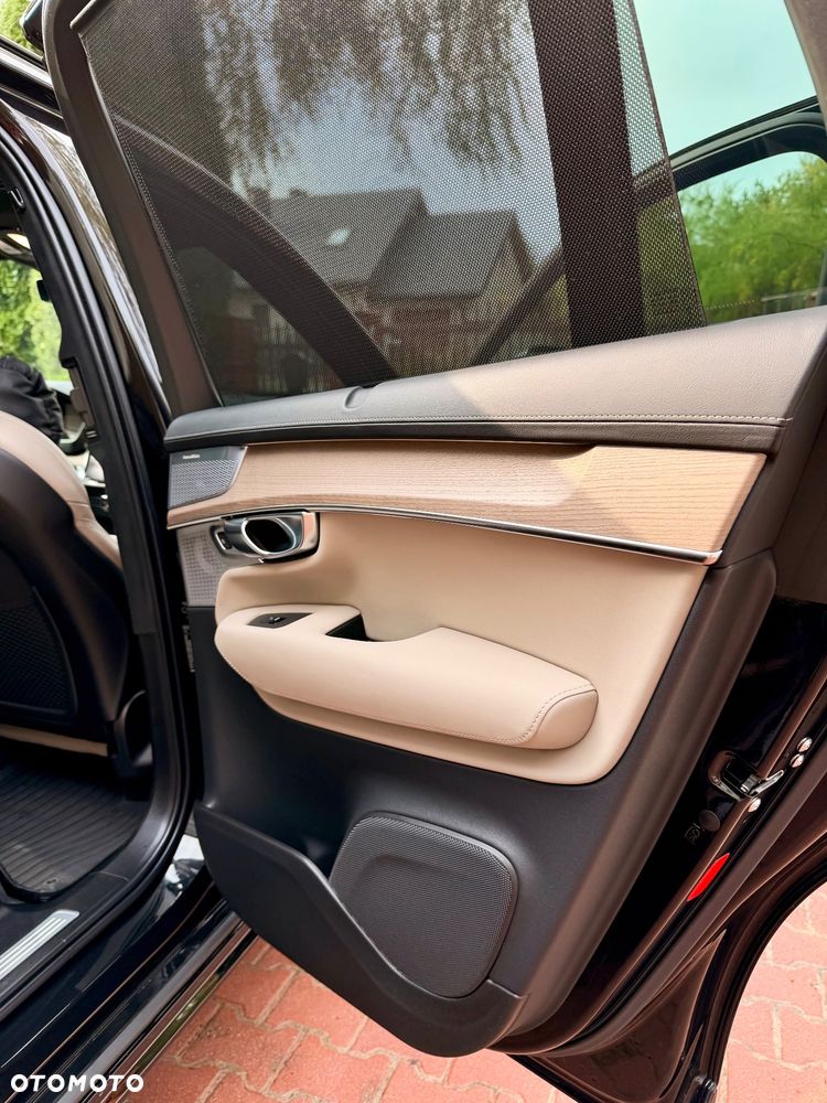 Volvo XC 90 - 12