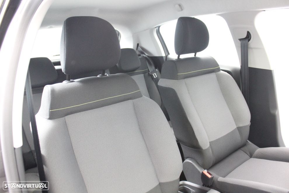 Citroën C3 1.2 PureTech C-Series - 12