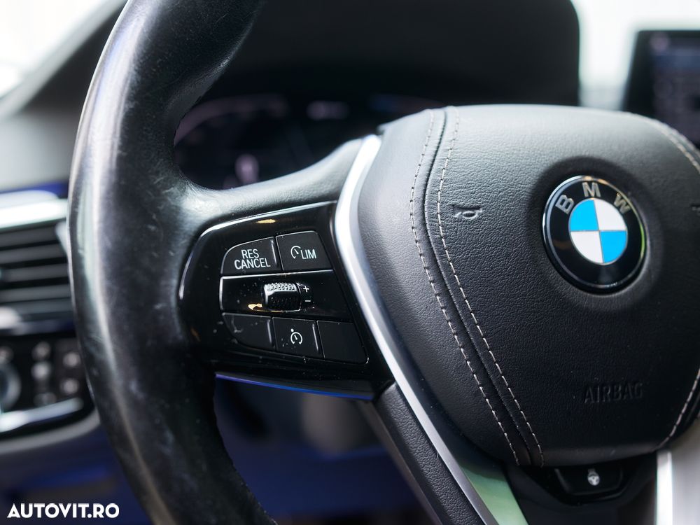 BMW Seria 5 - 26