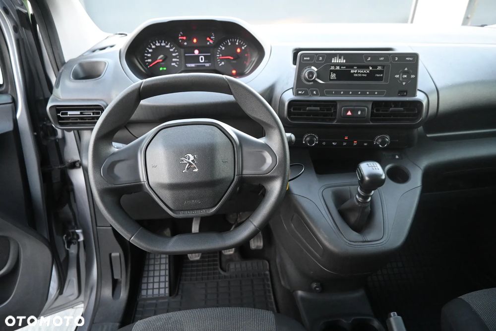 Peugeot Rifter - 13