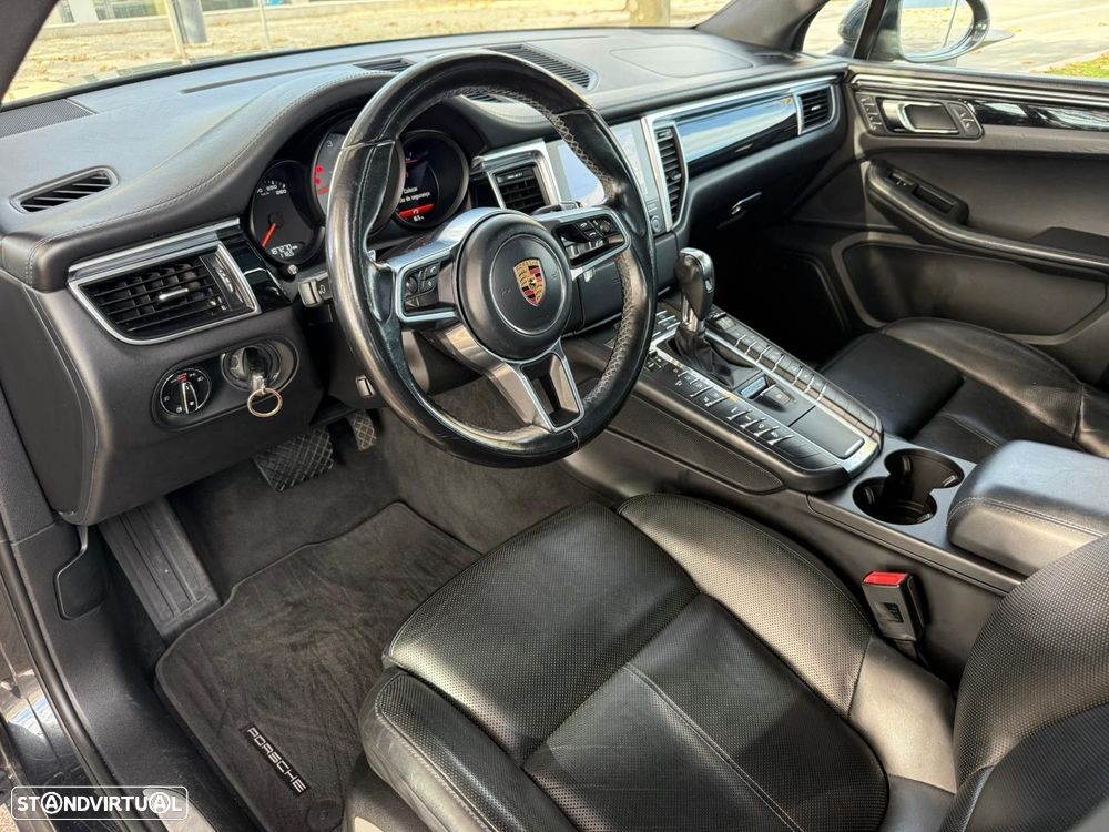 Porsche Macan S - 10
