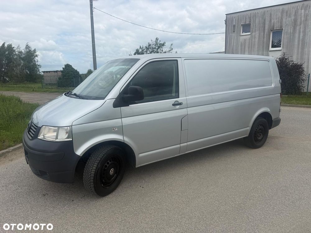 Volkswagen Transporter - 2